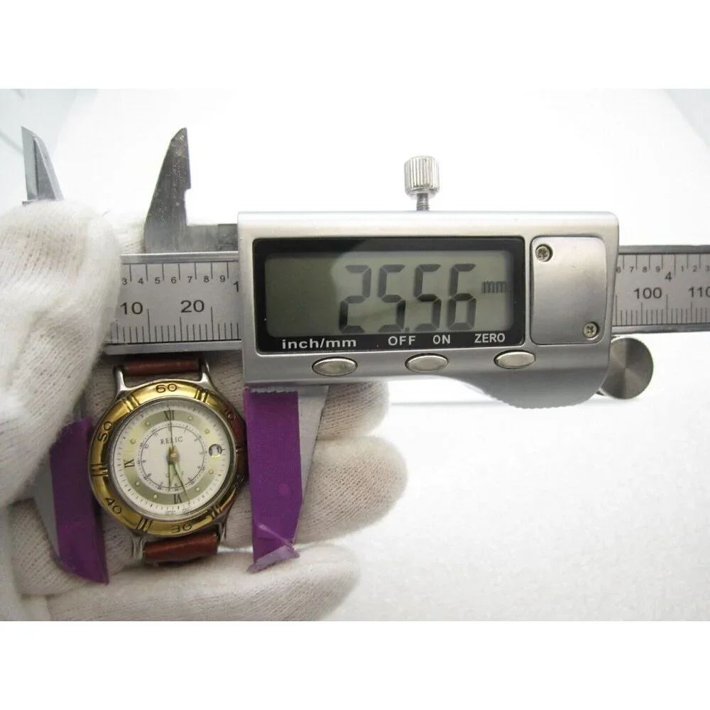 Women Relic Quartz WR Analog Dial Round Watch (H39) 